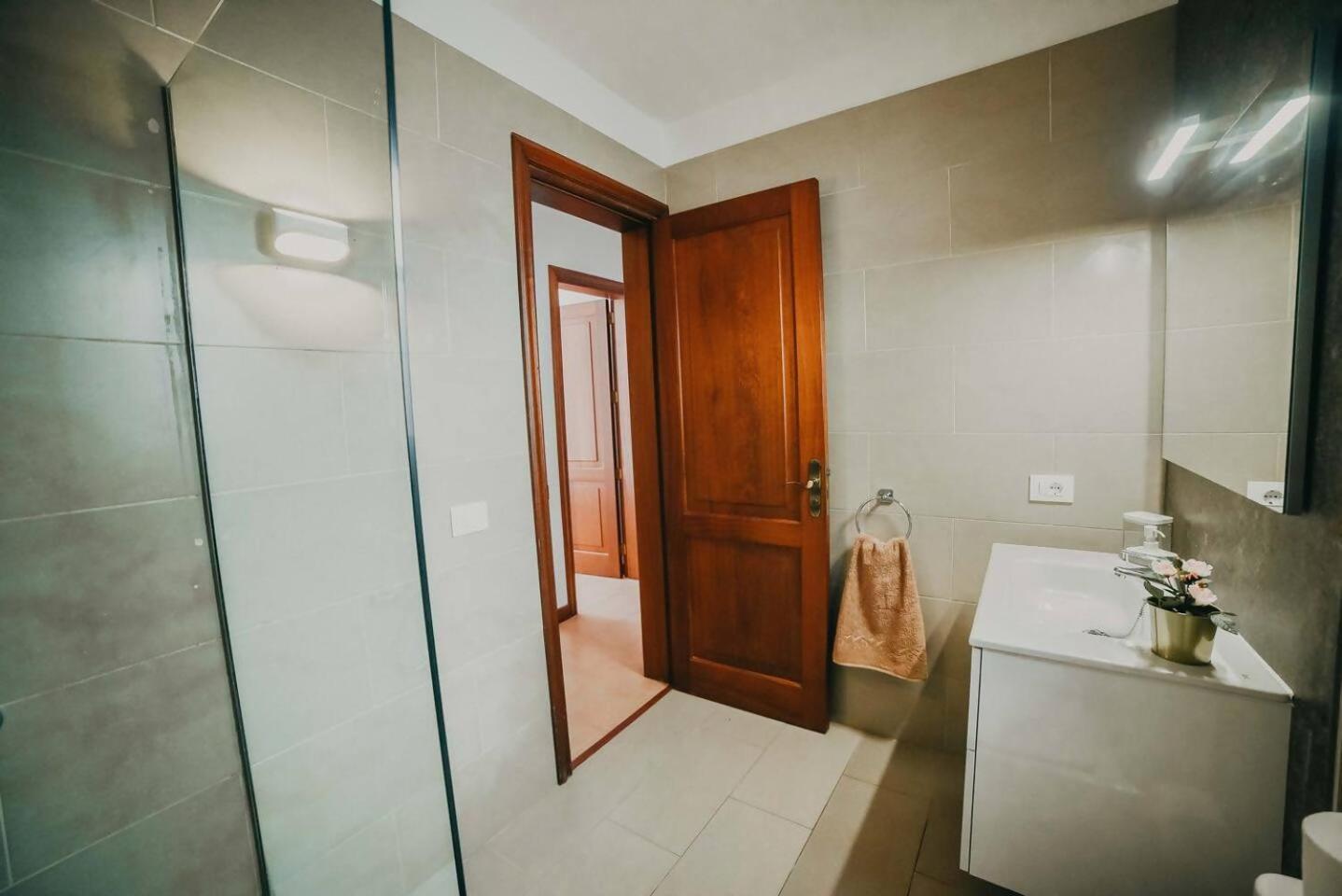 Agradable Y Familiar Con Piscina Casa Inima Villa Playa Blanca  Luaran gambar